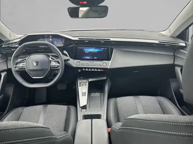 Peugeot 308 hybrid 145 e-dcs6 — photo 8