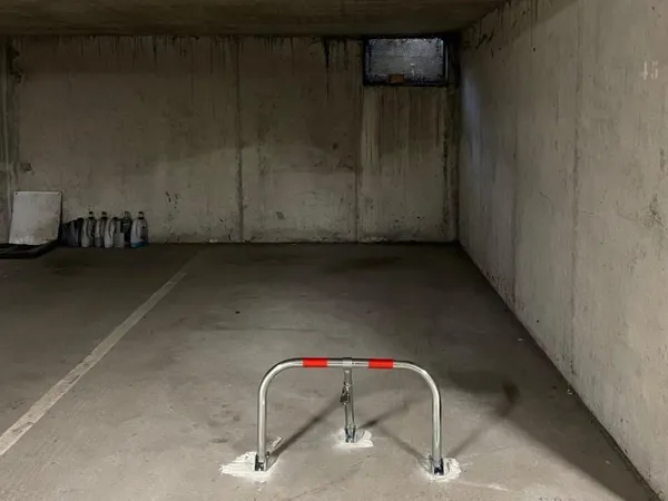 Loue parking - Gare St-Cyr l'École