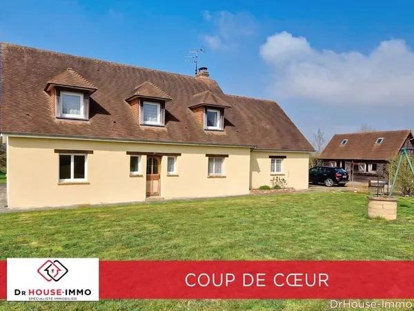 Belle propriété comportant deux maisons dans un parc de 9 054 m2