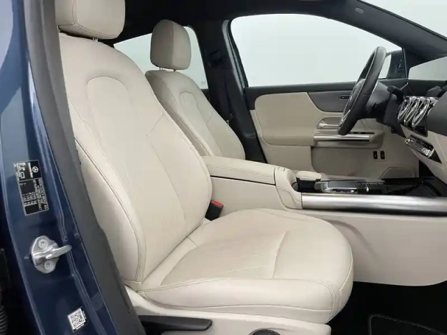 Mercedes Gla 250 e 8g-dct — photo 30