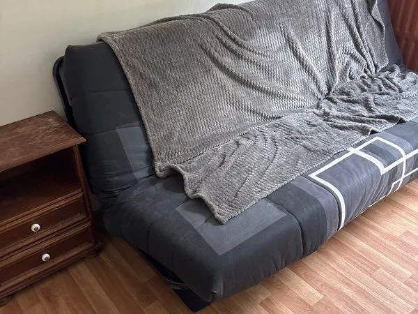 Co location chambre 11 m 3 mensuel 550 toutes charges comprises chambre meubler recherche personnes 