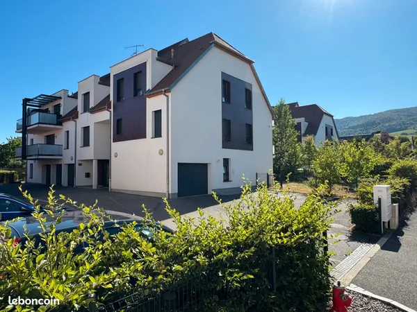 ✴️​Très rare, appartement de type F2 récent, bien agencé, avec de beaux extérieurs (terrasse + grand
