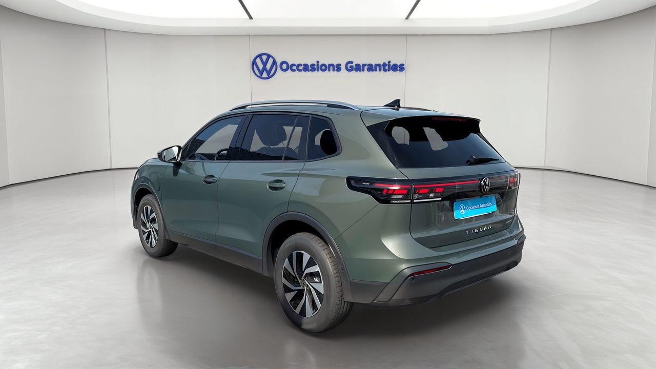 Volkswagen Tiguan 1.5 eHybrid 204ch DSG6 — photo 3
