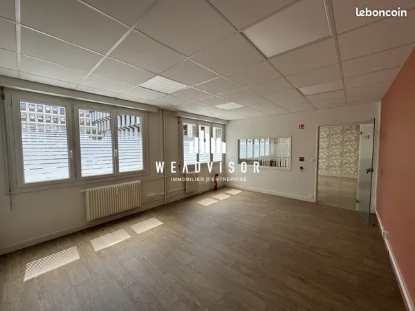 Bureaux 317 m² LE MANS