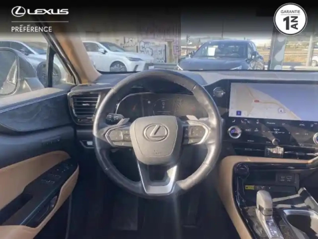 Lexus Nx 450h+ executive 4wd — photo 9