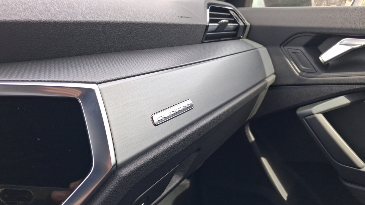 Audi Q3 35 TDI 150 ch Quattro — photo 43