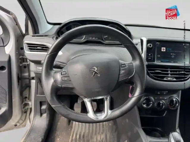 Peugeot 208 1.2 puretech 82ch style 5p — photo 12