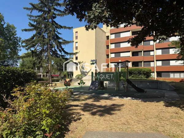 Appartement 4 pièces de 79,11 m² avec terrasse et box, 10 mn à pied de la gare
