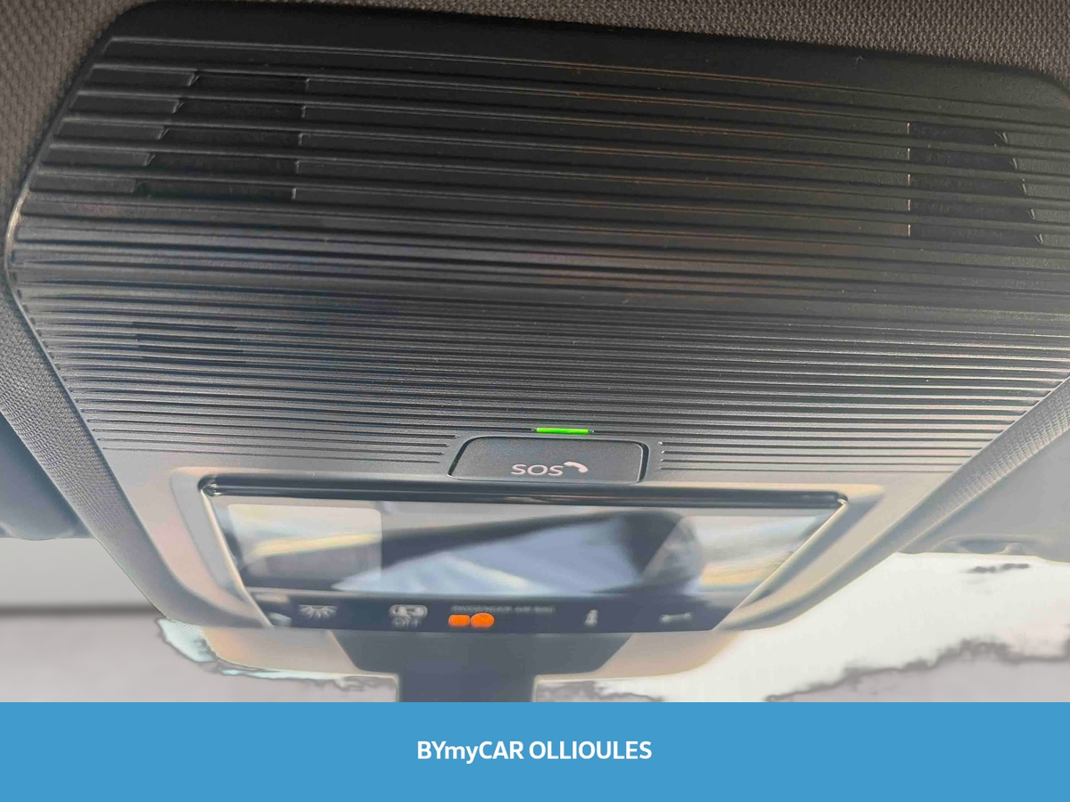 Volkswagen T-Roc 1.5 eTSI Hybrid 150 ch DSG7 — photo 17