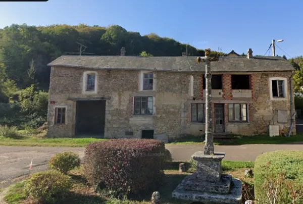 Proche Saulieu Maison ancienne à rénover totalement