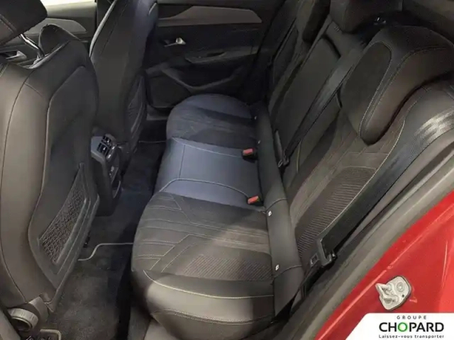 Peugeot 308 phev 180 e-eat8 — photo 18