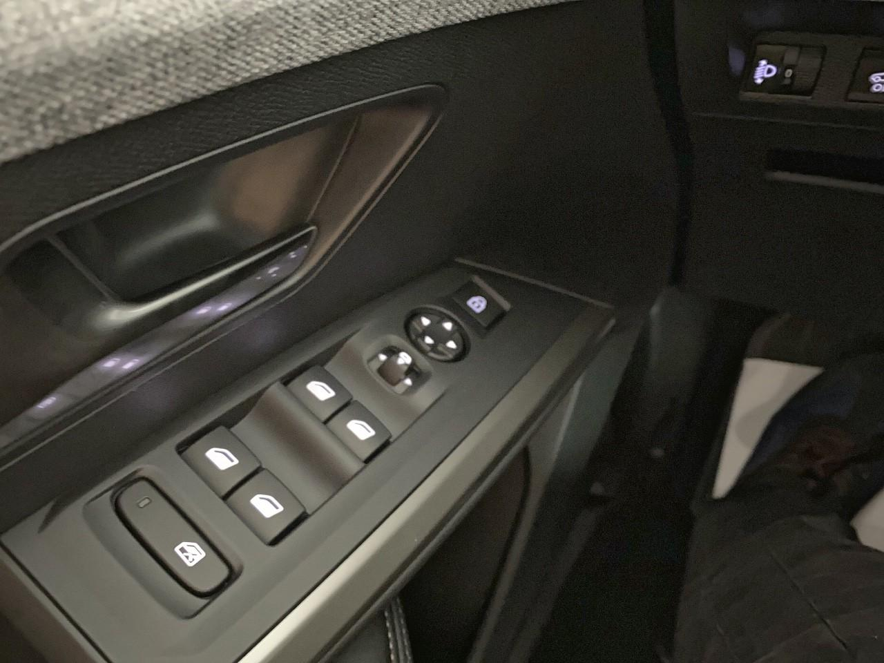 Peugeot 5008 hybrid 145 ch e-dcs6 allure — photo 20