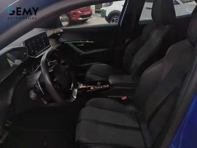 Peugeot 2008 puretech 130 s&amp;s eat8 — photo 29
