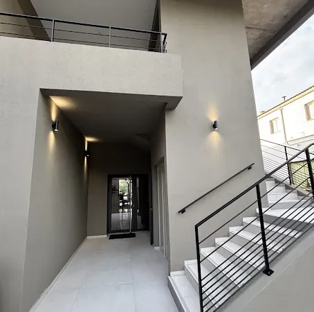 Local 1 pièce 50 m²