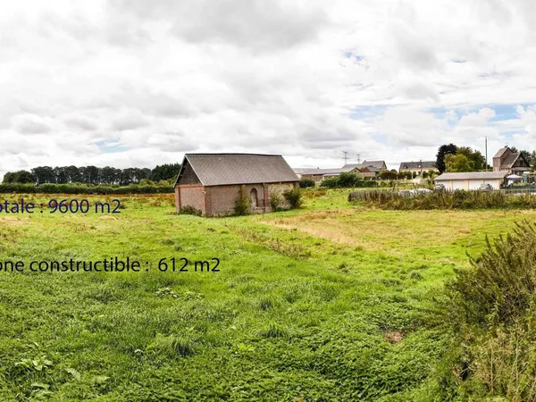 Terrain Agricole avec Grange et Zone Constructible