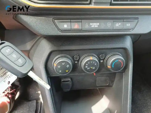 Dacia Sandero tce 90 - 22 — photo 16