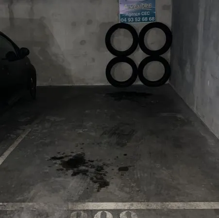 Place de parking sécurisé Nice Riquier