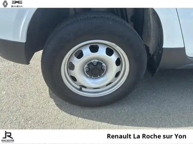 Dacia Duster 1.0 eco-g 100ch essential 4x2 — photo 8
