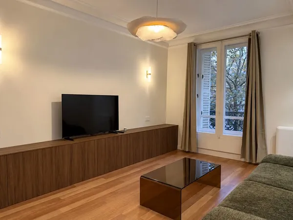 Très bel appartement 3 pièces rénové - Île de la Cité - Paris 4e