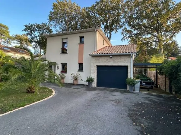 Maison 6 pièces 143 m²