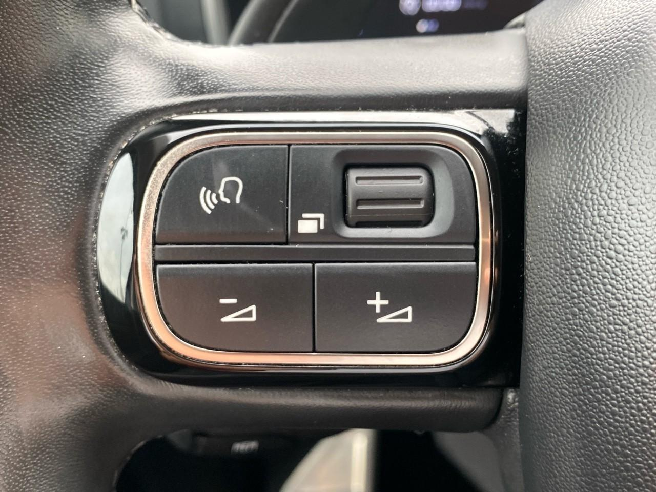 Citroën C5 Aircross puretech 130ch s&s shine eat8 — photo 17