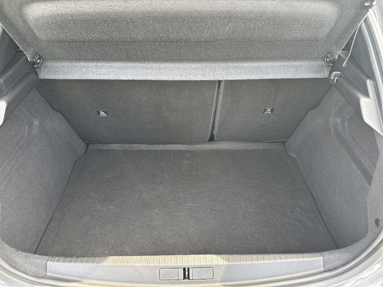 Peugeot 208 1.2 hybrid 110ch allure e-dcs6 — photo 6