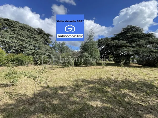 Terrain 1850 m²