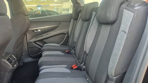 Peugeot 5008 1.5 BlueHDi 130 EAT8 - Allure – 2022 – 145419 km – Diesel – Boîte Automatique — photo 33