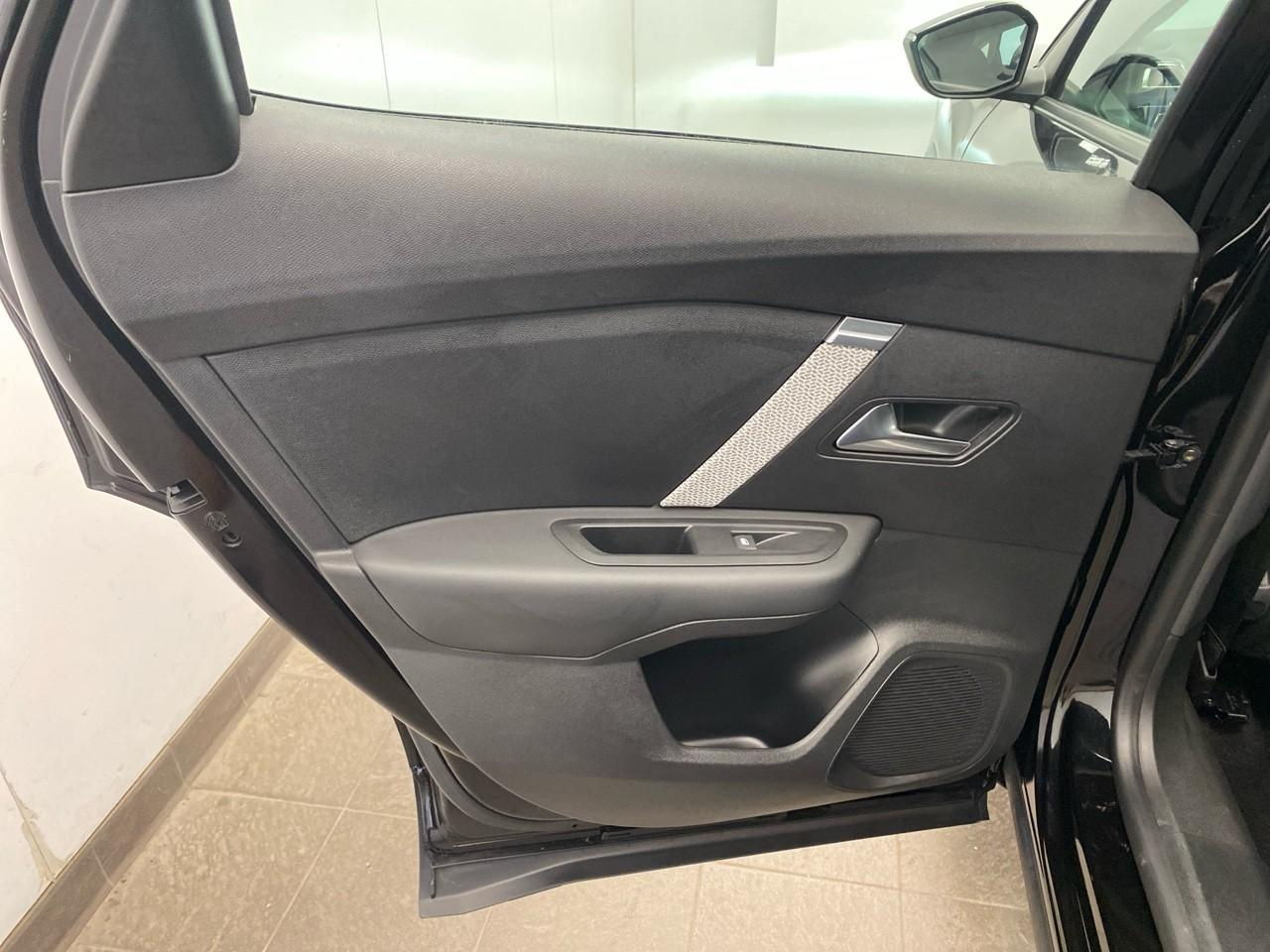 Citroën C4 X bluehdi 130 s&s eat8 feel pack — photo 21