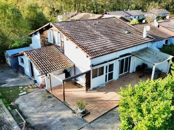 Maison Aureilhan 7 pièce(s) 180 m2