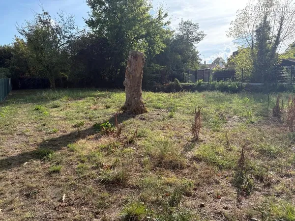Terrain 704 m² Mont De Marsan