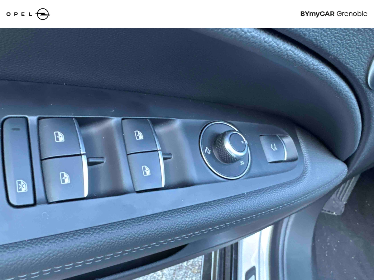 Alfa Romeo Stelvio 2.2 210 ch Q4 AT8 — photo 28