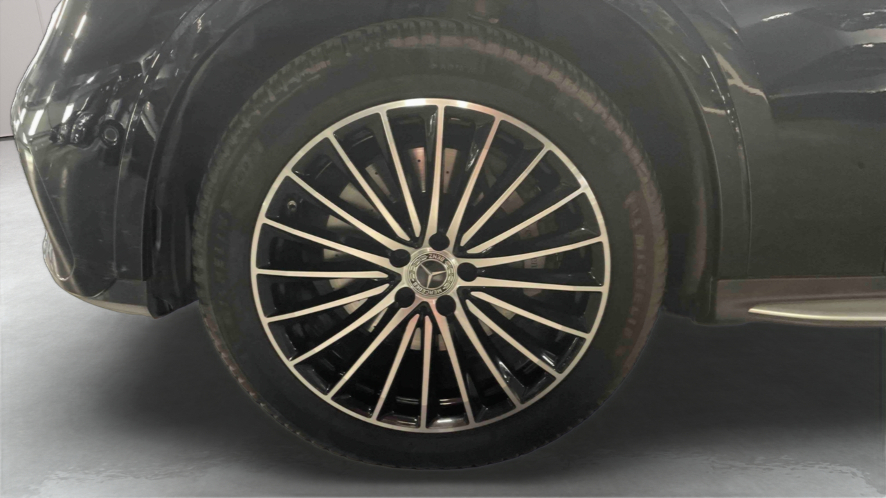 Mercedes GLC 300 e 9G-Tronic 4Matic — photo 14