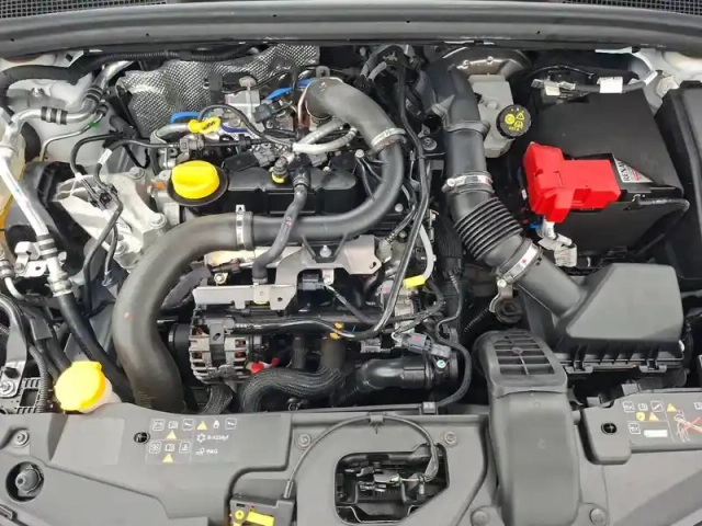 Renault Clio tce 90 — photo 13