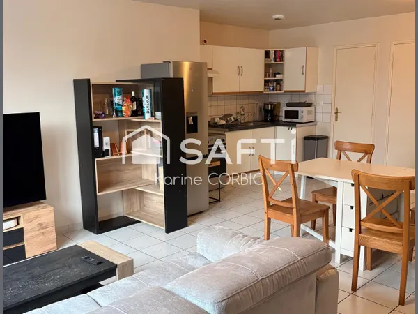 APPARTEMENT PLAIN PIED CENTRE ETABLES SUR MER