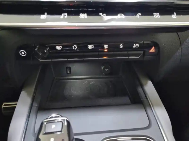 Citroën C5 Aircross hybride rechargeable 225 s&amp;s e-eat8 — photo 25