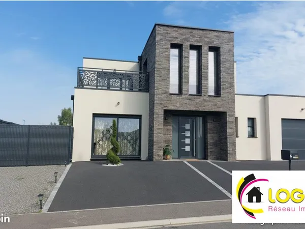 Propriété 5 pièces 141 m²