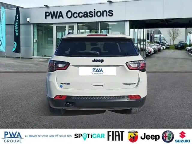 Jeep Compass 1.3 turbo t4 240ch phev 4xe trailhawk at6 eawd — photo 4
