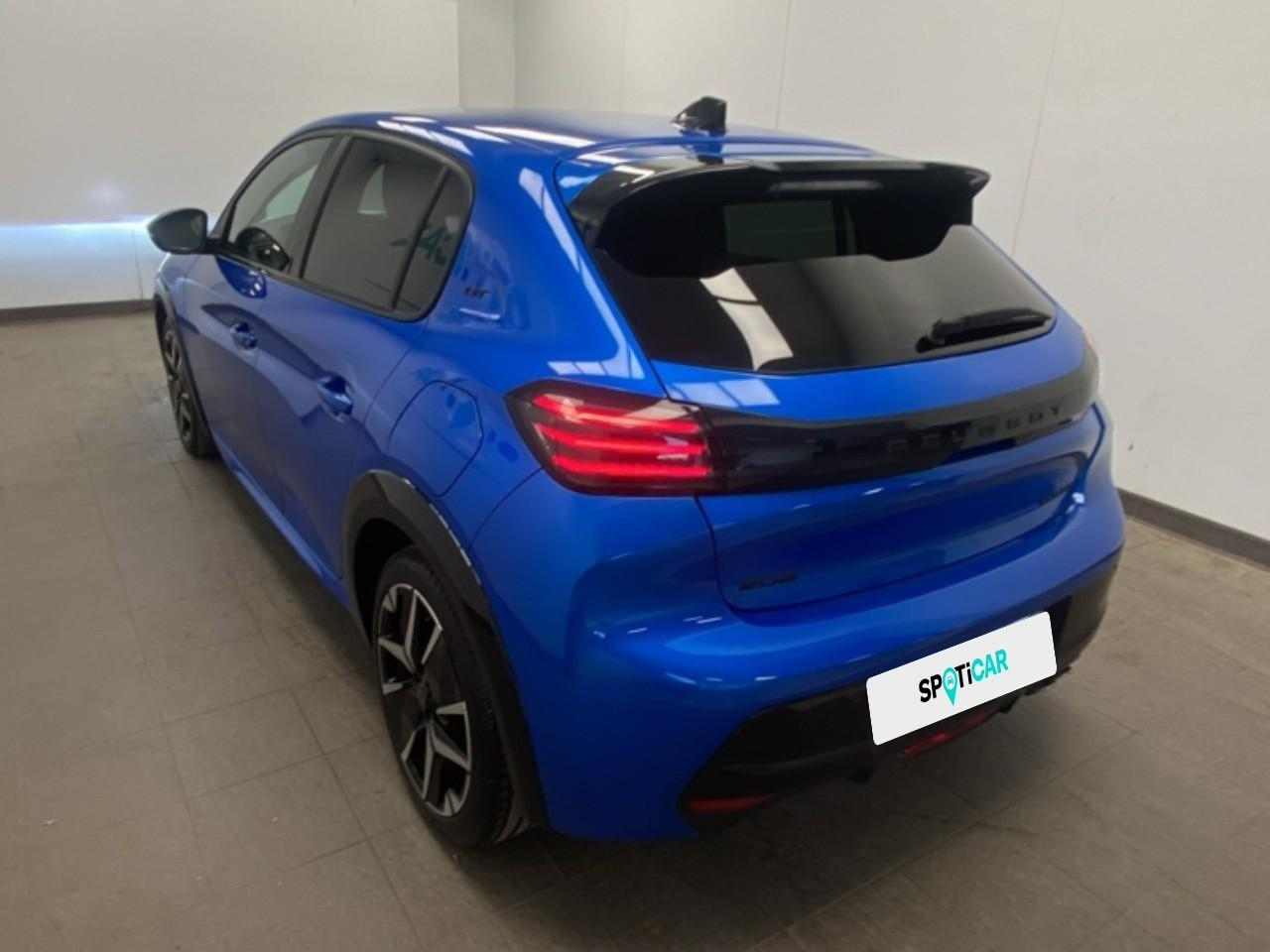 Peugeot 208 hybrid 136 e-dcs6 gt — photo 7