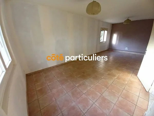 Maison - 3 Chambres - Garages - 101 m²