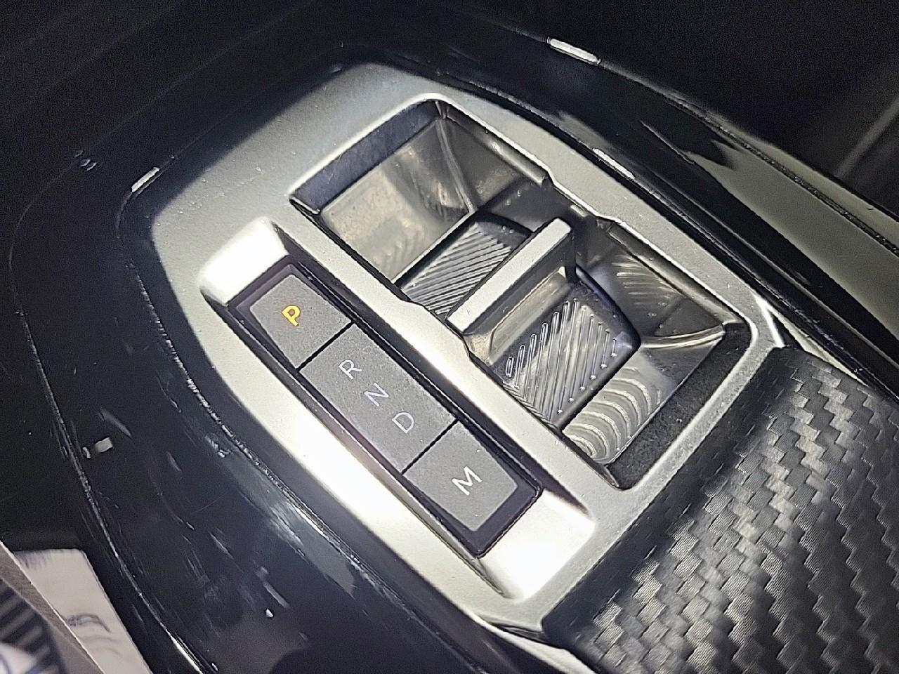 Peugeot 2008 bluehdi 130 s&s eat8 allure — photo 17
