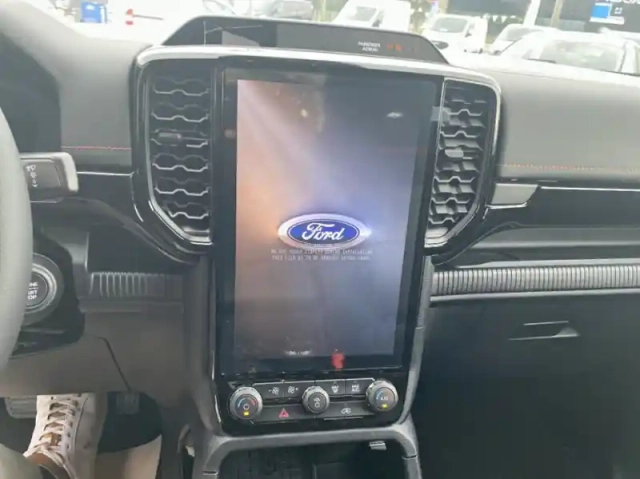 Ford Ranger pick-up 3.0 ecoblue v6 240ch stop&amp;start super cab wildtrak 4x4 e-4wd bva10 — photo 24