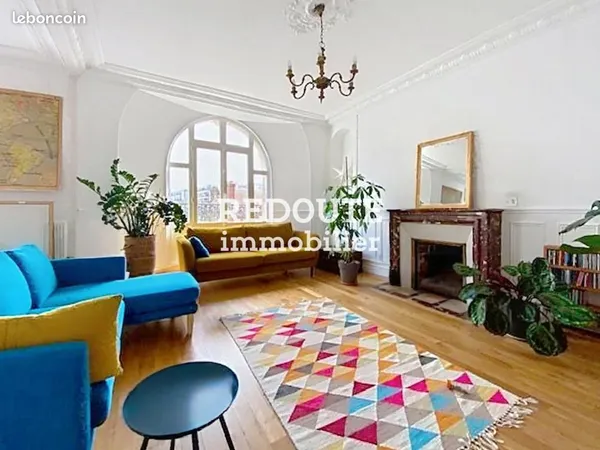Appartement 4 pièces 151 m²