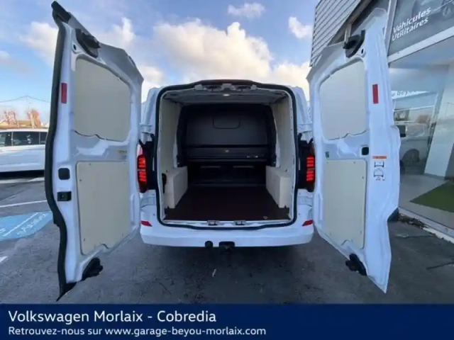 Volkswagen Transporter fg procab l1 2.0 tdi 150ch business bva8 — photo 42