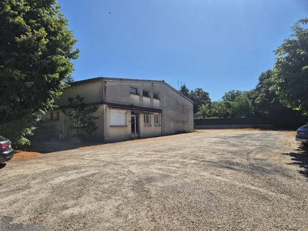 Local d’activité et entrepôt Vente Blasimon 24m² 233200€