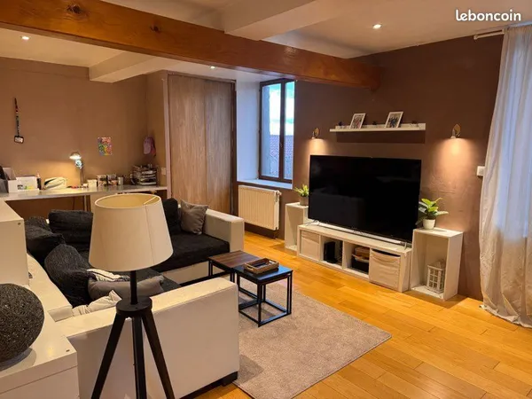 Maison rénovée 92 m² - 3 chambres - garage 50 m² - DPE C