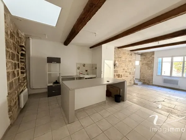Location maison de village avec cave Pignan