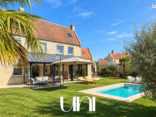 Maison 5 pièces 234 m²