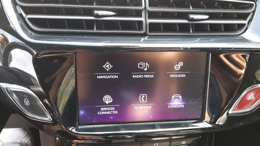 DS DS3 1.2 PureTech 130 - Sport Chic – 2018 – 87236 km – Essence – Boîte Manuelle — photo 20