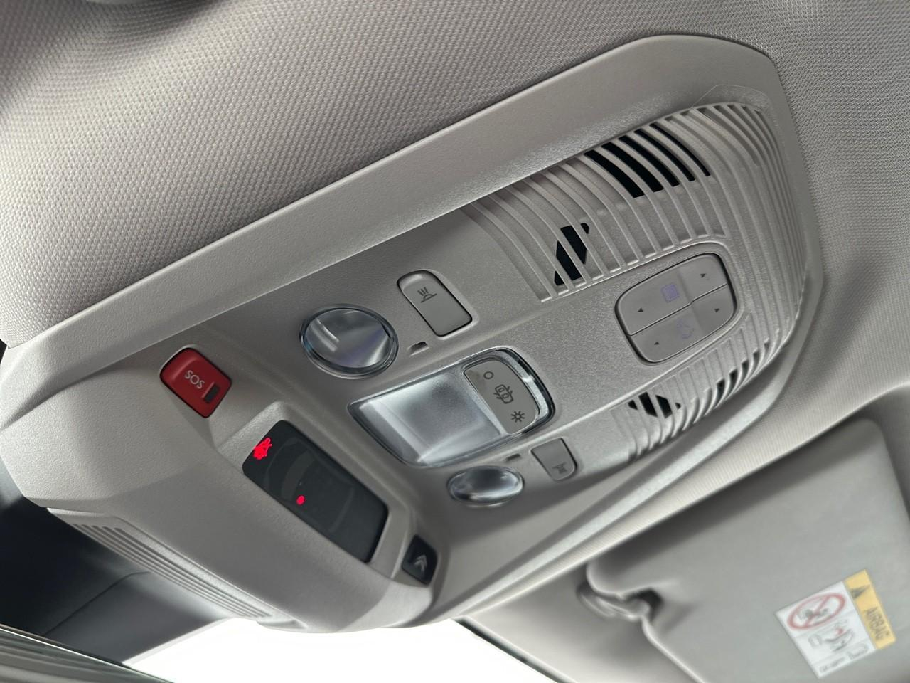 Citroën C5 Aircross hybride rechargeable 225 e-eat8 shine pack — photo 34